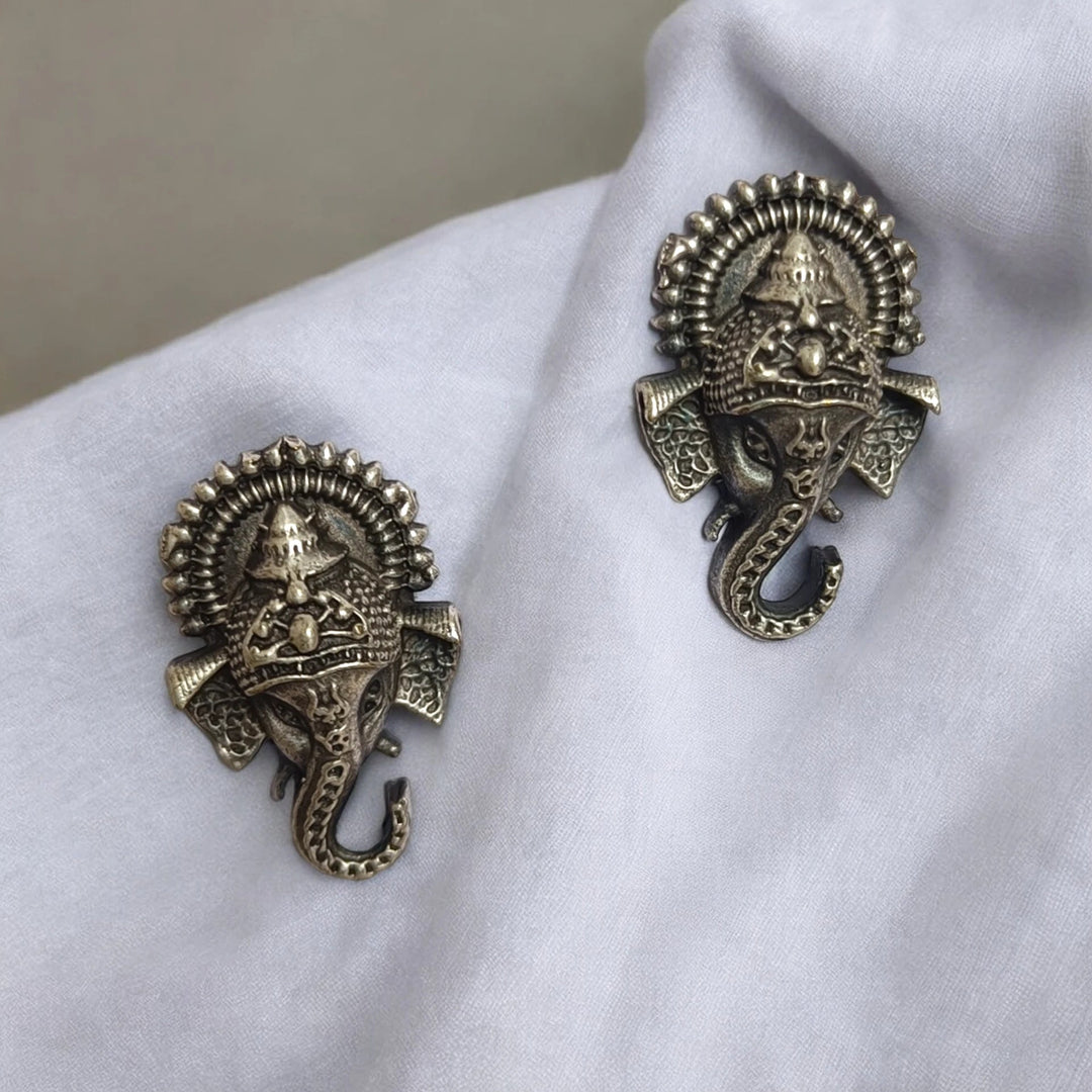 SILVER OXIDISED EARRINGS RAFIA