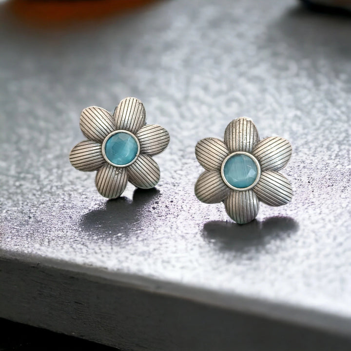 TELA NAARI MODERN OXIDISED SILVER STUD EARRINGS