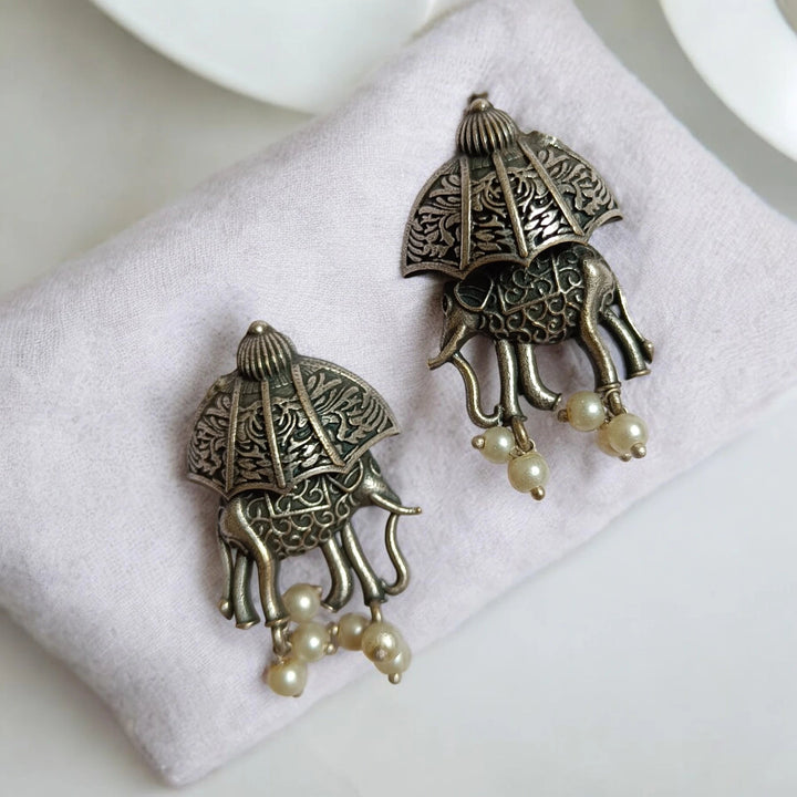 SILVER OXIDISED EARRINGS TAHIRA