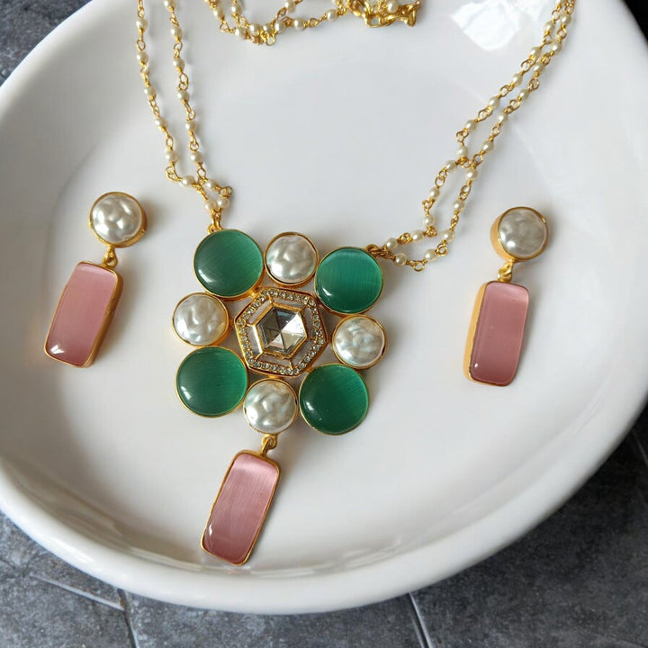 TIMELESS ELEGANCE AARADHYA  SEA GREEN AND PINK BAROQUE GOLD PLATED NECKLACE SET [product_variant]